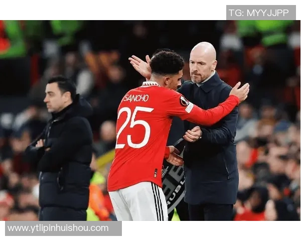 足球主帅对曼联球星的评价与未来表现展望分析